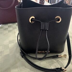 Used like new mini Michael kors purse